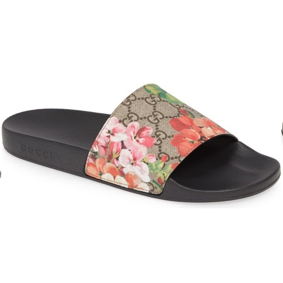 pursuit slide sandal gucci